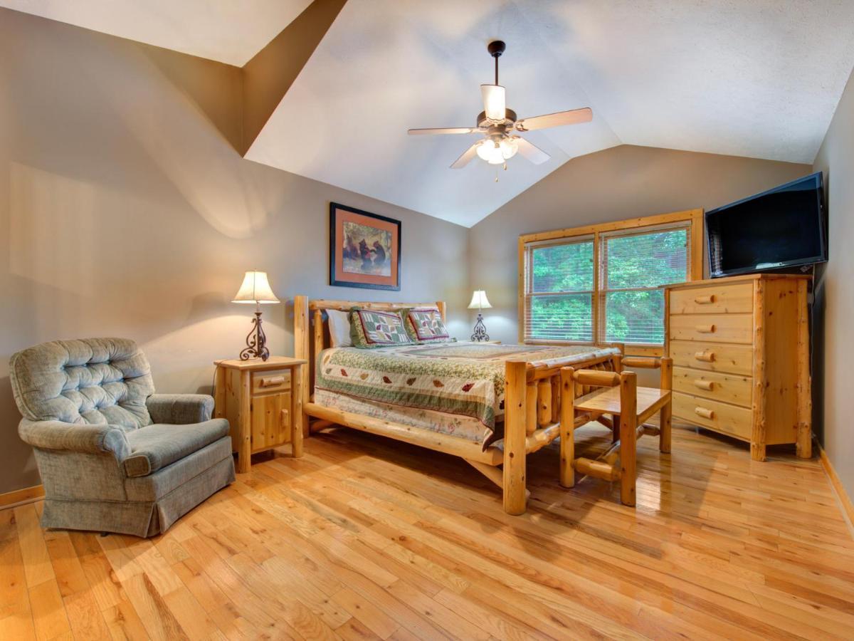 Bear'S Corner, 3 Bedrooms, Wifi, Pool Table, Hot Tub, Wifi, Sleeps 10 Гатлинбург Экстерьер фото