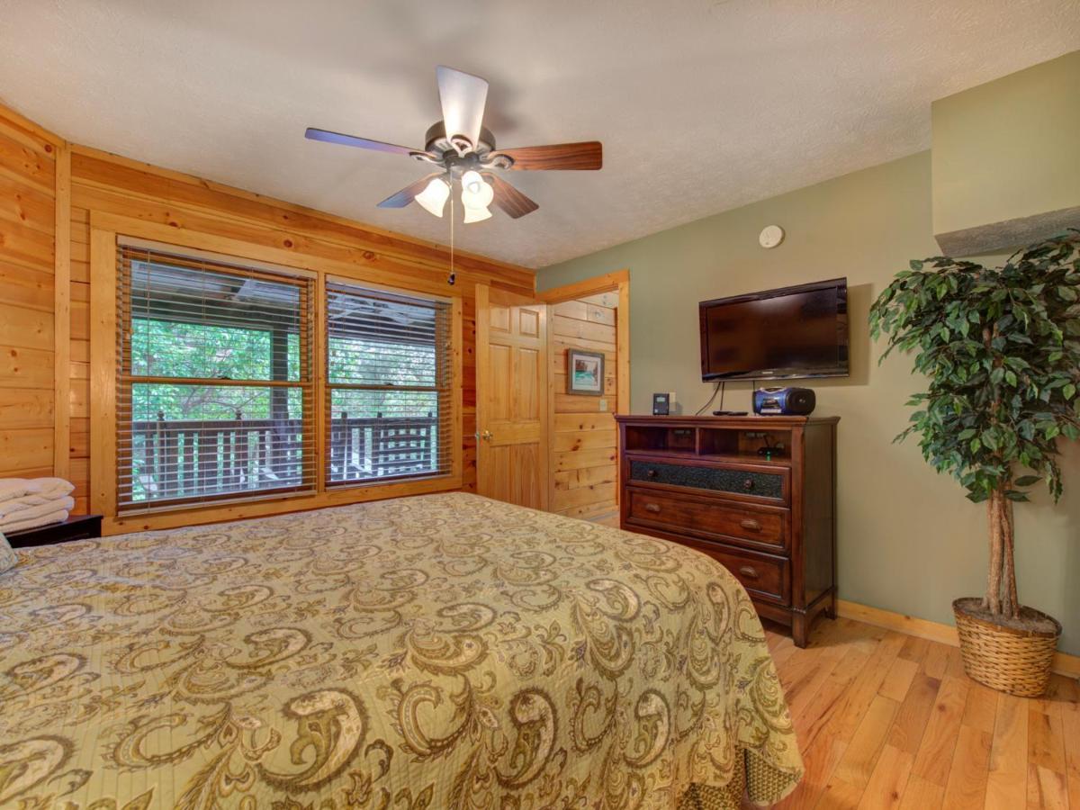 Bear'S Corner, 3 Bedrooms, Wifi, Pool Table, Hot Tub, Wifi, Sleeps 10 Гатлинбург Экстерьер фото