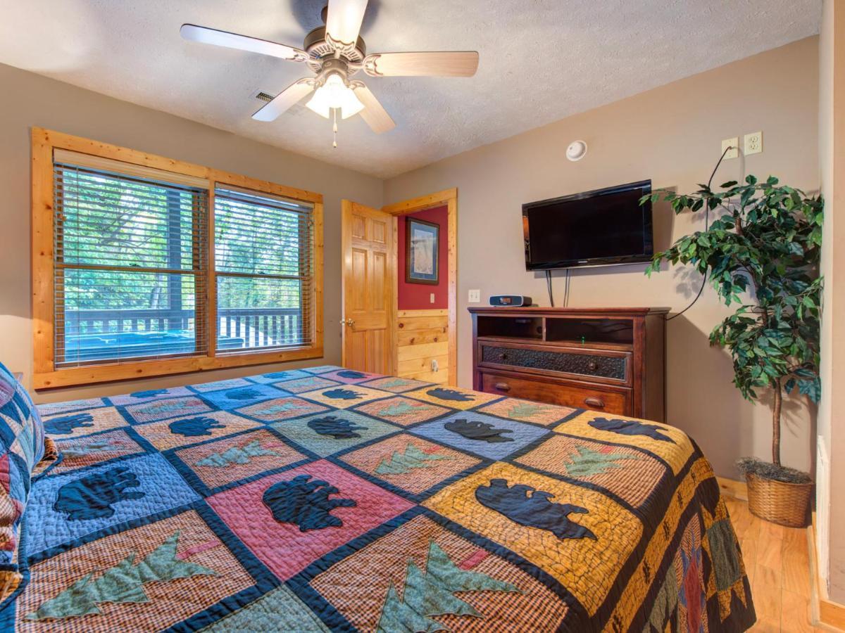 Bear'S Corner, 3 Bedrooms, Wifi, Pool Table, Hot Tub, Wifi, Sleeps 10 Гатлинбург Экстерьер фото